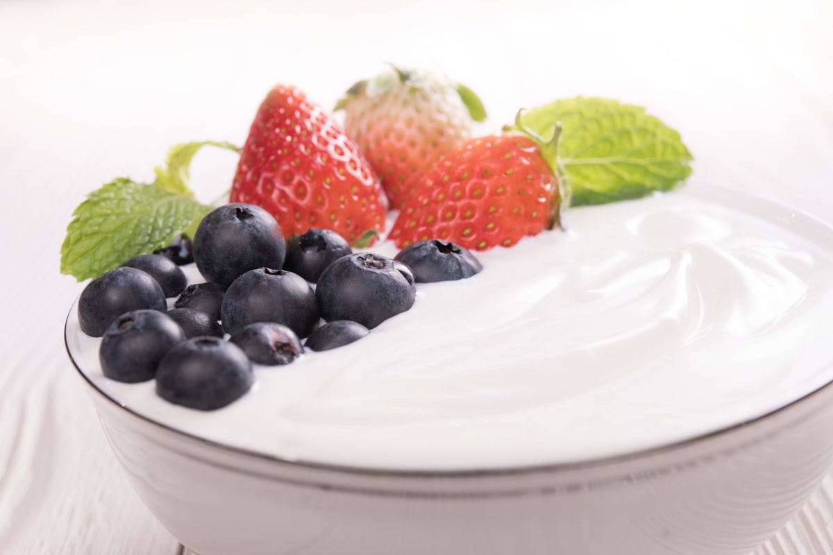 Yogurt with blueberries and strawberries